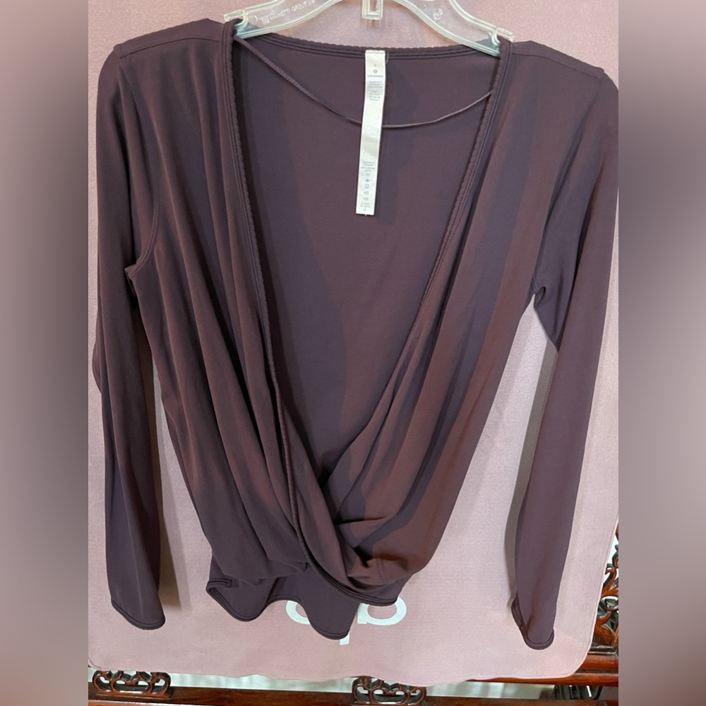 Lululemon top - Picture 3 of 3